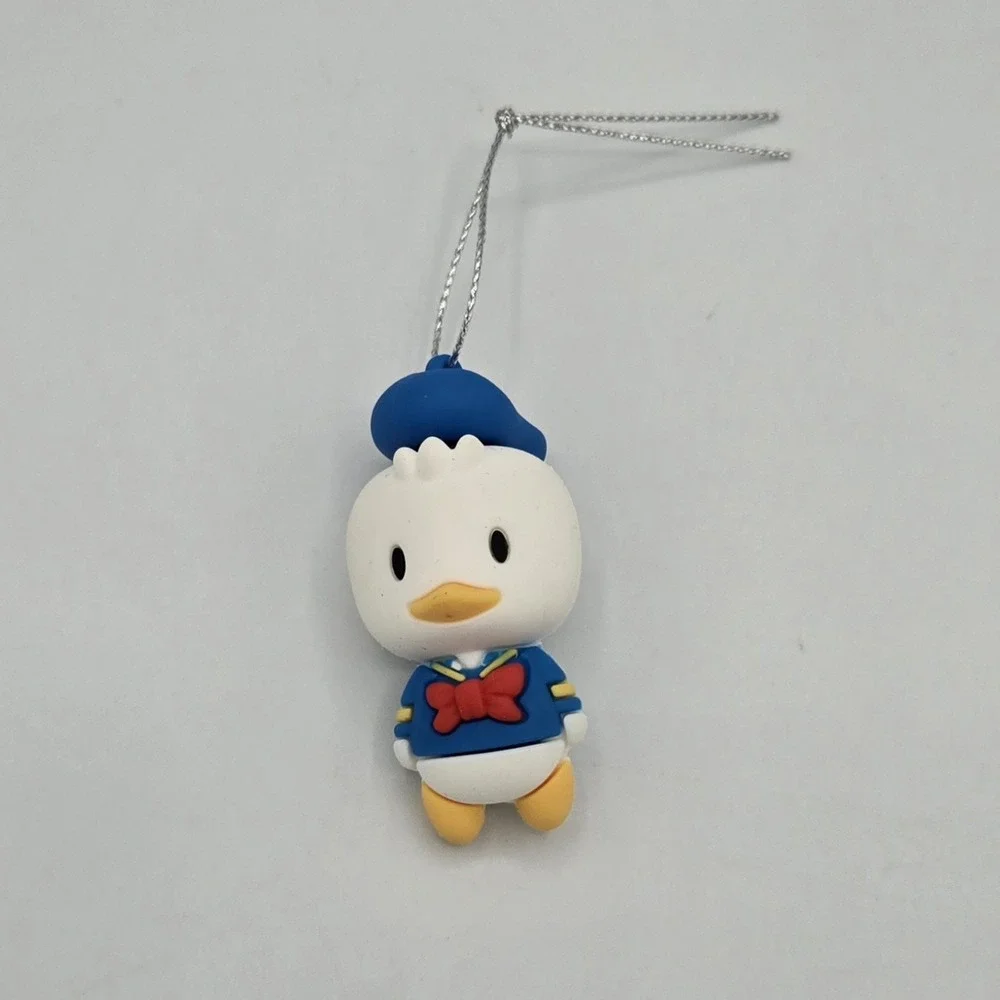 HALLMARK MYSTERY ORNAMENTS DISNEY DONALD DUCK‎ 2